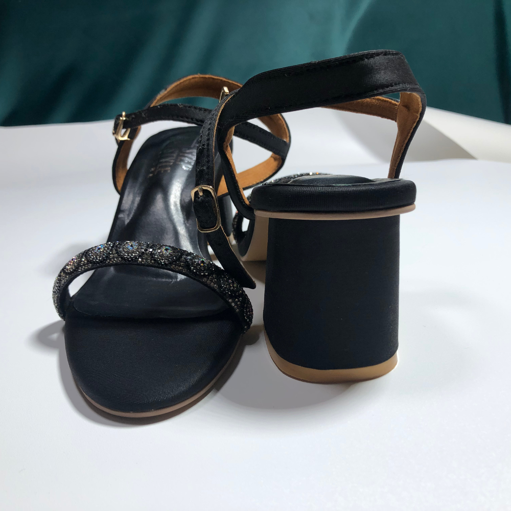 Elegant Sandals with Rhinestone Embellishments – Step Style Store - Image 4