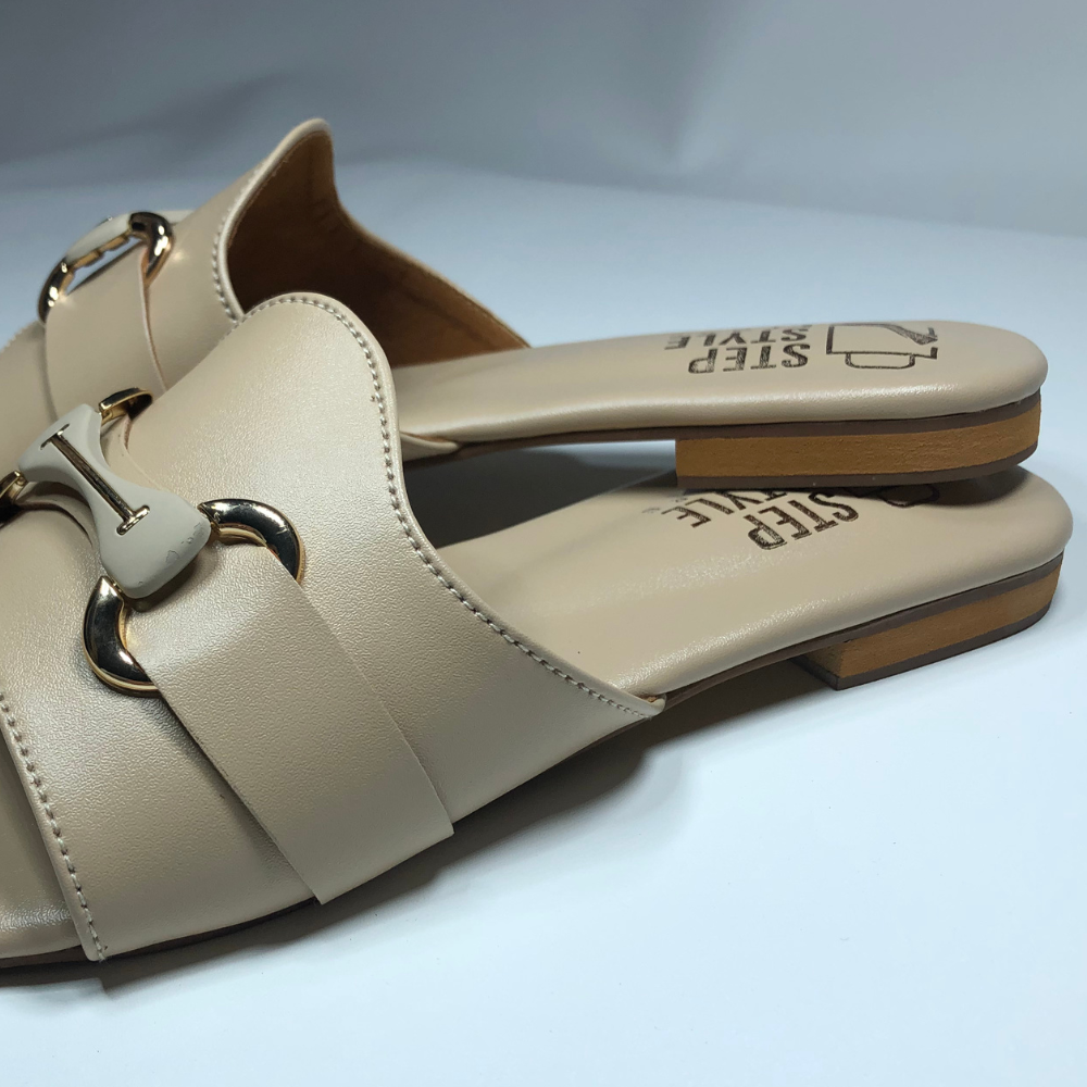 Classic Horsebit Detail Slip-On Flats – Step Style Store - Image 11