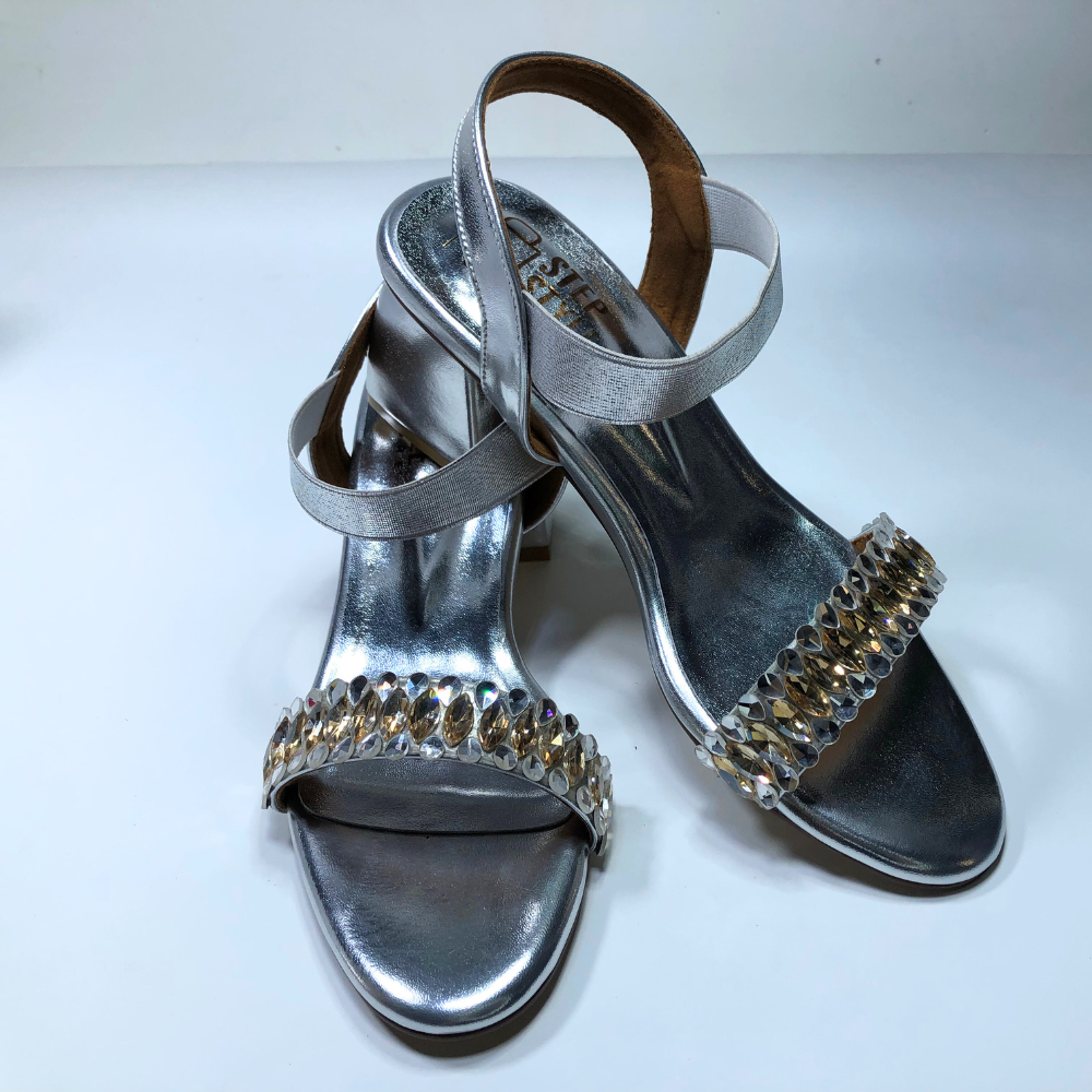 Elegant Dual-Tone Rhinestone Embellished Block Heel Sandals - Image 6