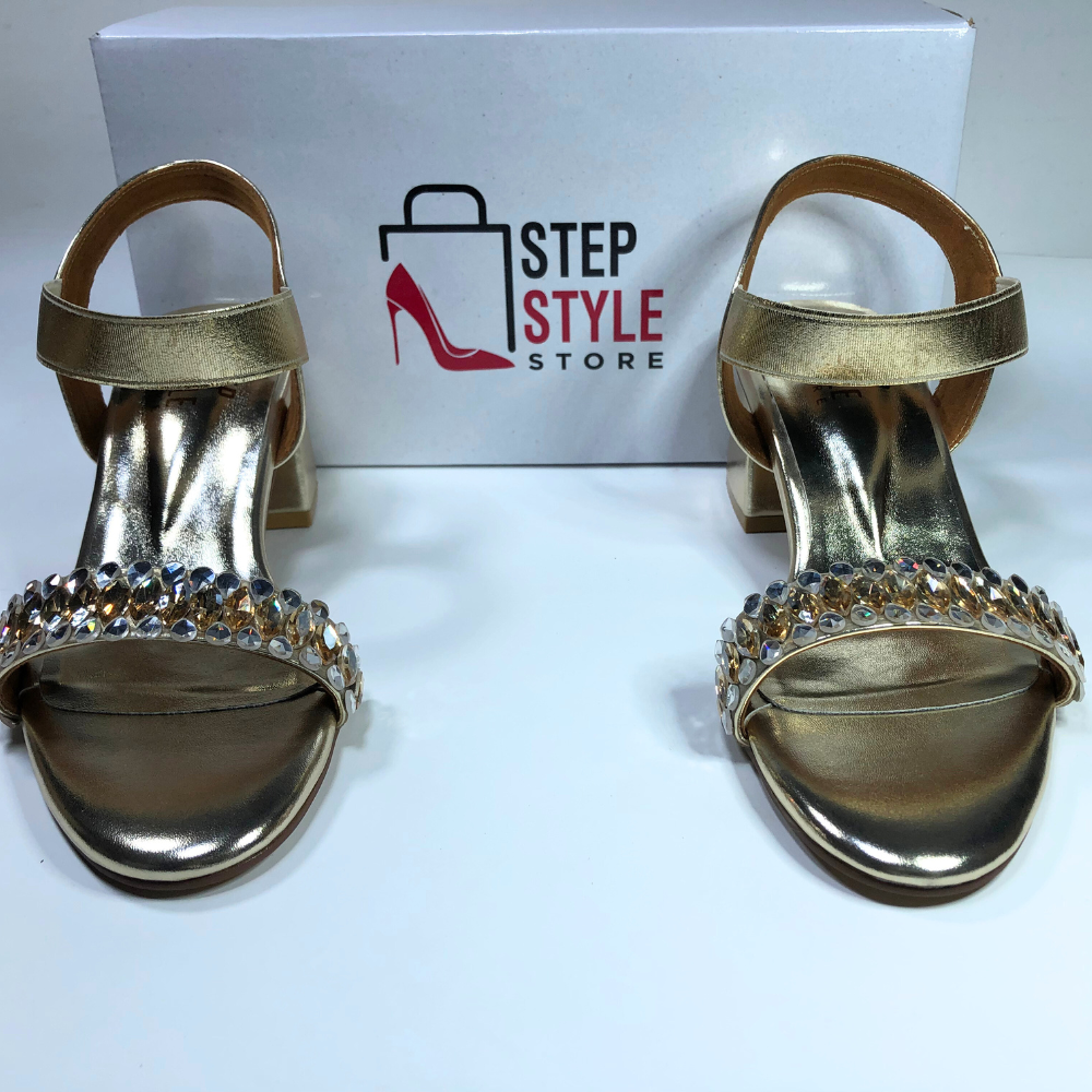 Elegant Dual-Tone Rhinestone Embellished Block Heel Sandals - Image 9